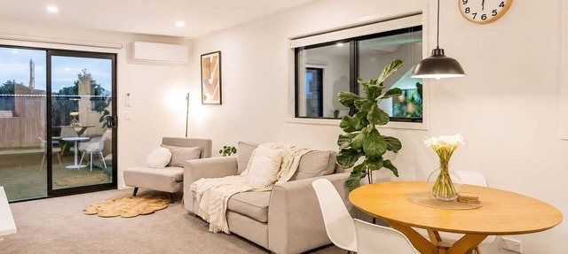 Addington City Base | 2BR | Free Parking