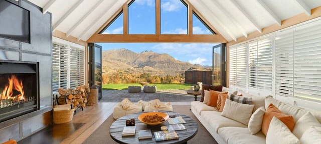 Aroha Homestead by MajorDomo | 6-Bedroom Rural Estate with Infinity Pool, Spa & Panoramic Millbrook, Lake Hayes & Remarkables Views