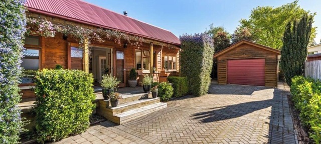 Arrowtown Cottage on Centennial