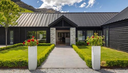 Arrowtown Luxury Estate - Main Residence