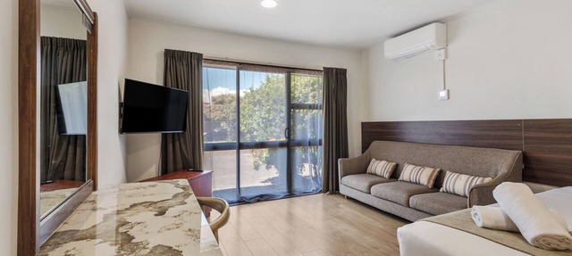 Auckland Airport Easy Hotel