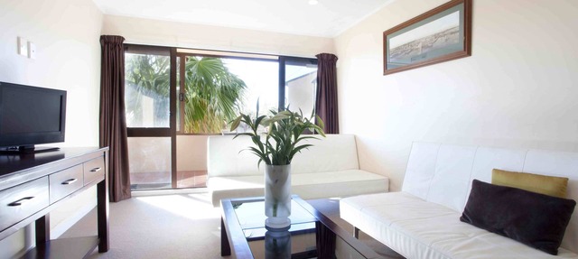 Auckland Airport Kiwi Hotel