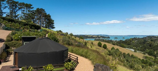 Awaawa Yurts - Papatūānuku