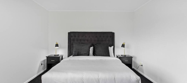 Awesome Designer 3BR Apt in the Heart of Manukau