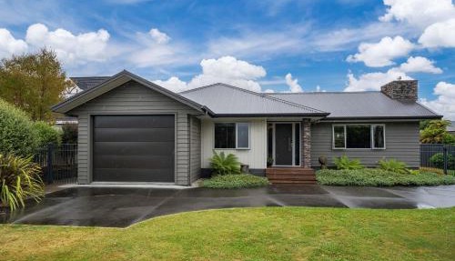 Bach 32 - Taupo Holiday Home
