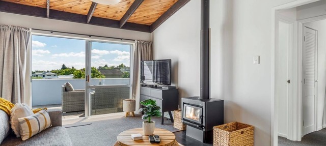 Base: 4 Extra: $40 38 Saint James Street