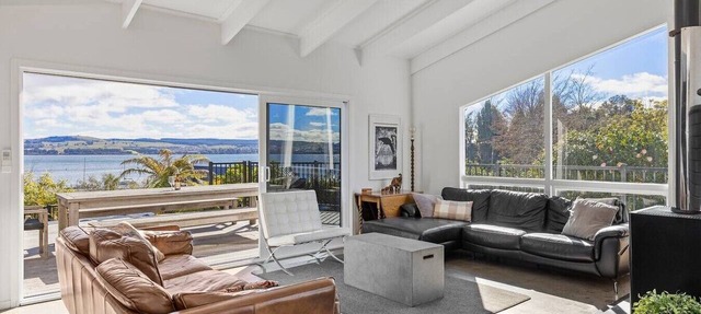 Bayview Modern, Stunning views & Hot Tub