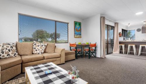 Beach Close - Ohope Beach Holiday Home