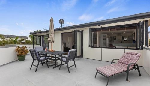 Beach Haven - Papamoa Beach Escape