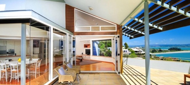 Beach Views - Architectural, Sea Views, Location!