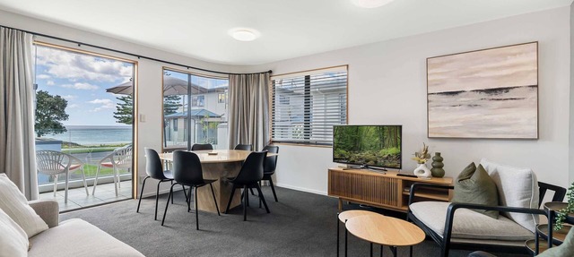 Beachfront townhouse in Mt Maunganui