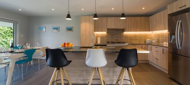 Beachside Bliss - One Bedroom Apartment