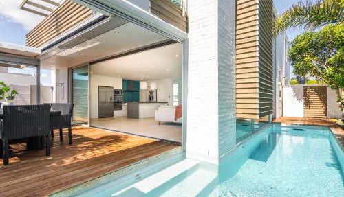 Beachside Retreat with Private Pool