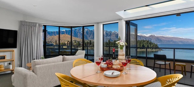 Beacon Sky Suite 1008 - 2 Bed
