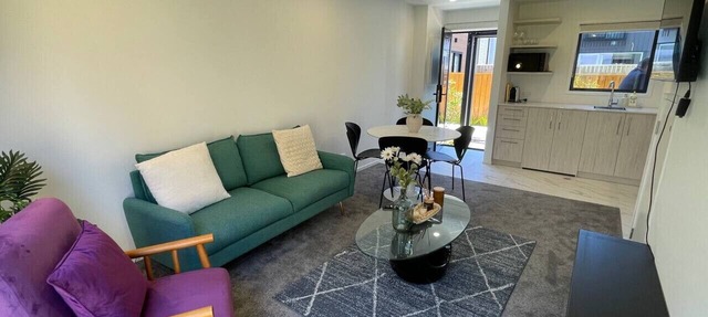 Beautiful Auckland 1 Bed 1 Bath