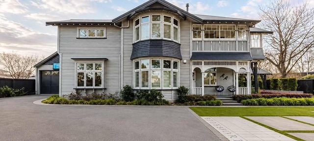 Bel Air Mansion | 6BR | Sleeps 12 | Near CBD