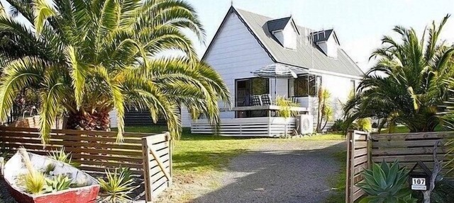Bliss on Blane - Whangamata Holiday Home