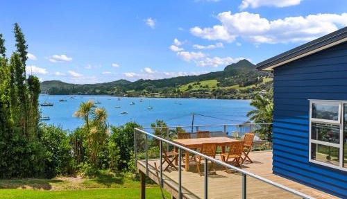 Bluey - Whangarei Heads Holiday Home