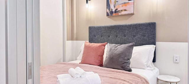 Boutique CBD Luxry 1BR Central Queen Street