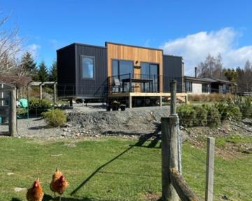 Boutique Tiny House - Te Anau Country Accommodation