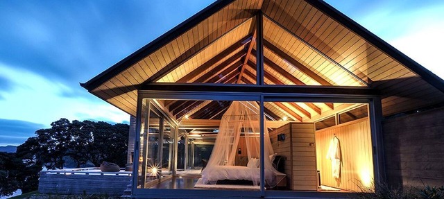 Breathtaking Luxury Cottage for a Romantic Coastal Escape near Whangarei, North Island