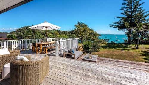By the Coast, Picnic Bay, Waiheke Island