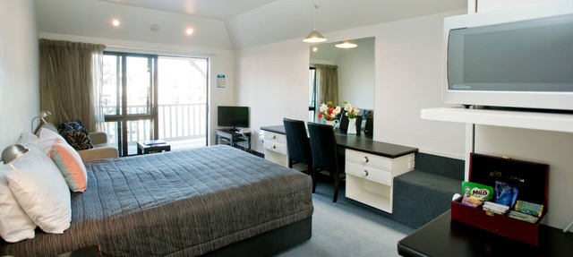 Cable Court Motel