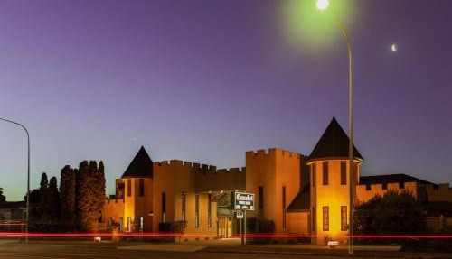 Camelot Motor Lodge and Conference Centre