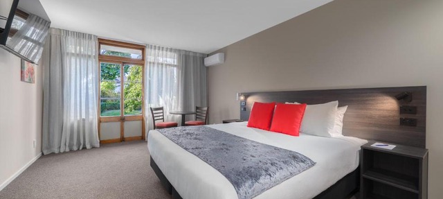 Carnmore Hotel Lower Hutt