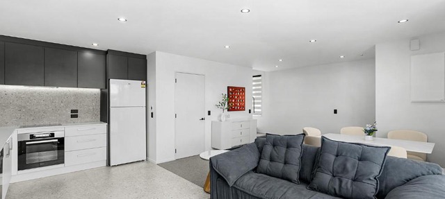 CBD Contemporary Comfort Townhouse 2 Bed 2Bath