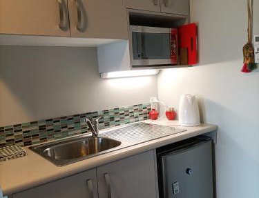 Central Diamond Harbour Guest Suite