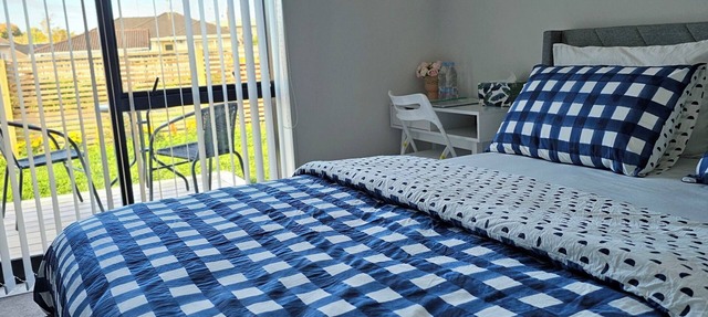 Charming Hillcrest Hideaway in Hamilton – Room for Two, Near Uni & Gardens!