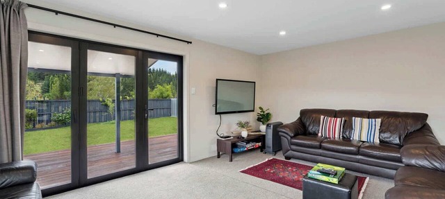 Charming Oasis in Central Cromwell, NZ