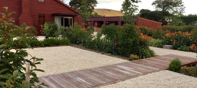 Charming Vacation Rental with a Private Courtyard in Beautiful Tai Tapu, South Island, New Zealand