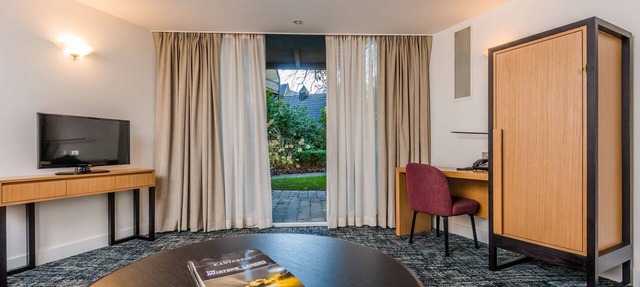 Chateau on the Park - Christchurch, a DoubleTree by Hilton