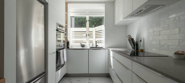 Chic Parnell Townhouse|by Furnished Rentals