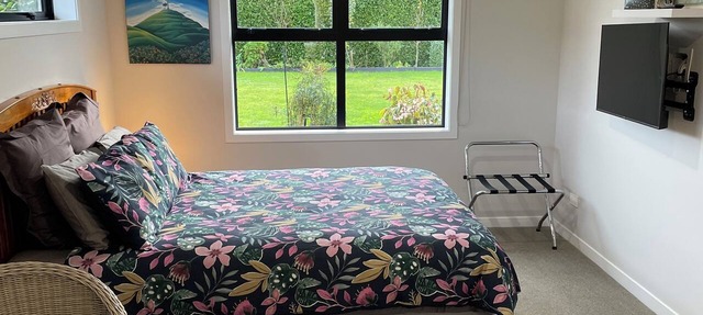 Clean, warm and beautiful place to stay only 4 minutes to Cambridge.