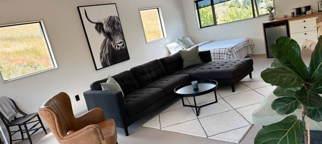 Clydesvale Apartment