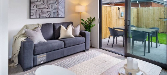 Comfy Family Haven by Waltham Pool