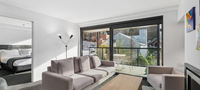 Coronet Views at La Residence du Parc