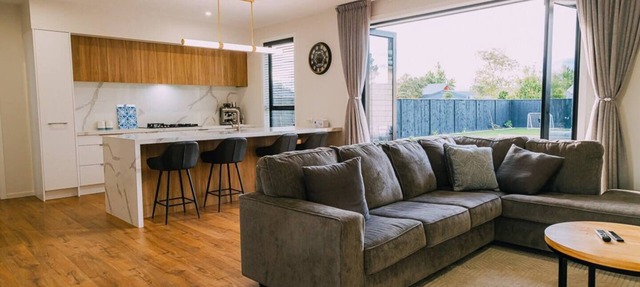Cosy and Modern spacious home