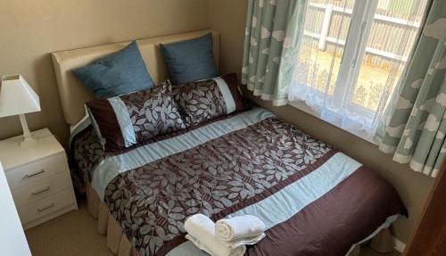 Cosy Kiwi bach Kid and Pet friendly Beach house