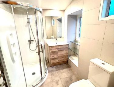 Cosy Retreat Near Mairangi Bay