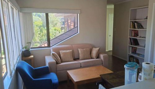 Cozy Half Moon Bay Homestay