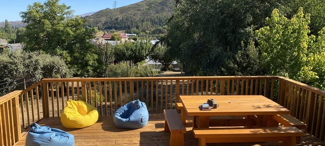 Cozy - Perfect location - Set rate per night