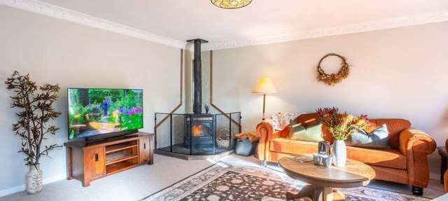 Crab Apple Cottage - Greytown