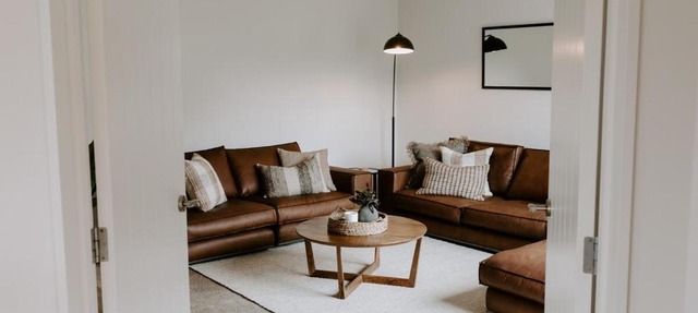 Dovecote: 5-bedroom Home with Hot tub & Games room