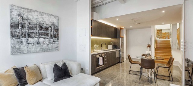 Downtown CBD Apt | Central Walkable | Zodiak Stays