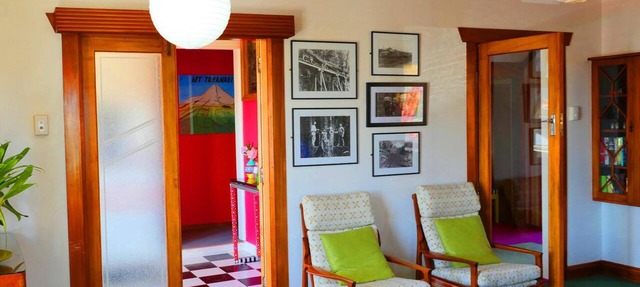 Ducks & Drakes Boutique Motel & Backpackers