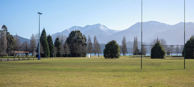 Dusky Fishing Unit - Te Anau Holiday Home